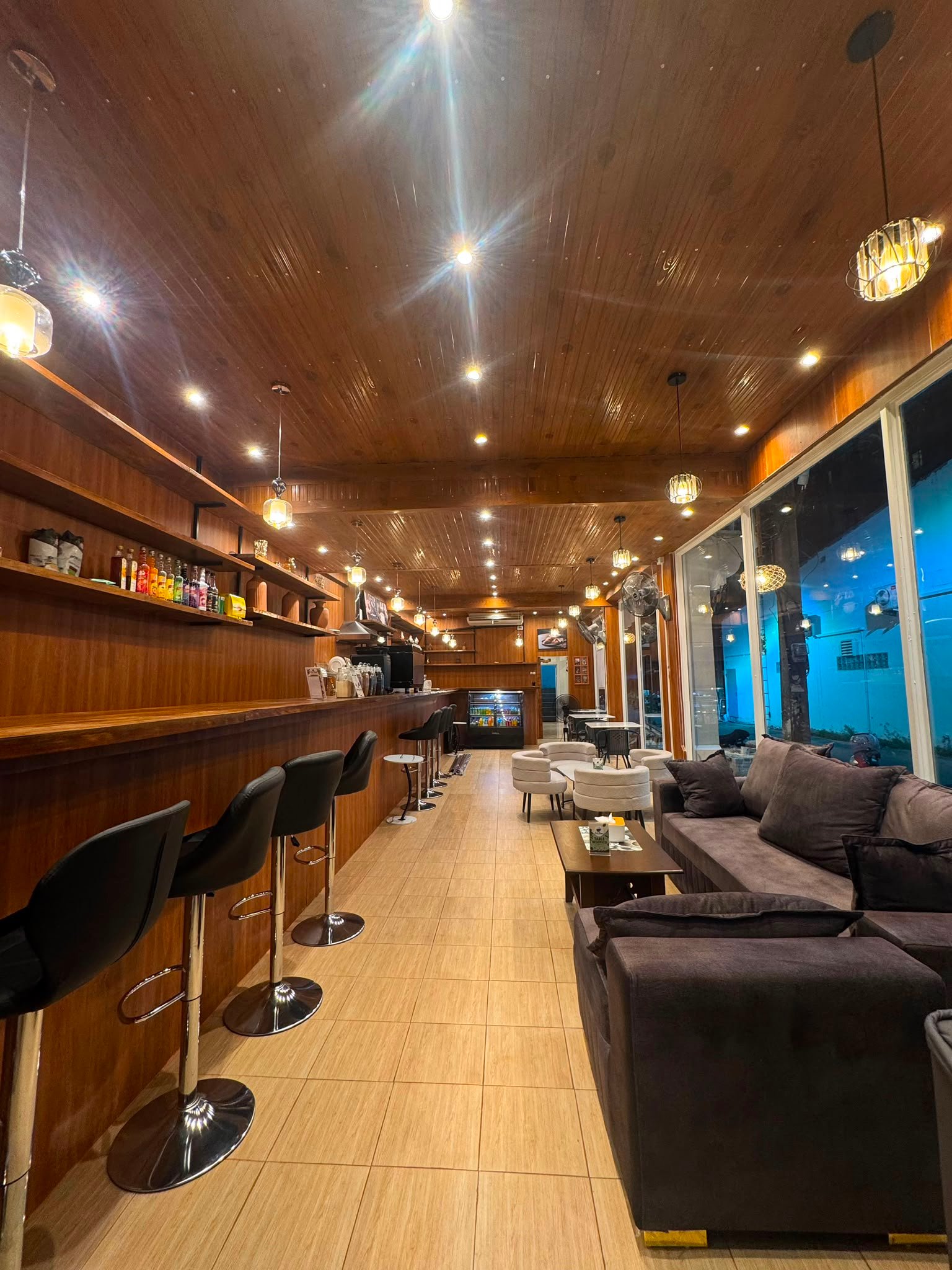 Best Brew Cafe seating